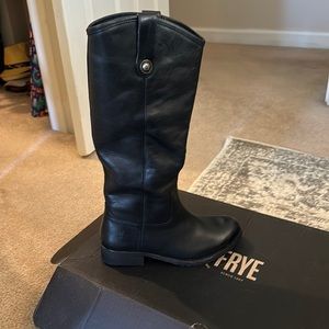 New never worn Melissa Frye Black